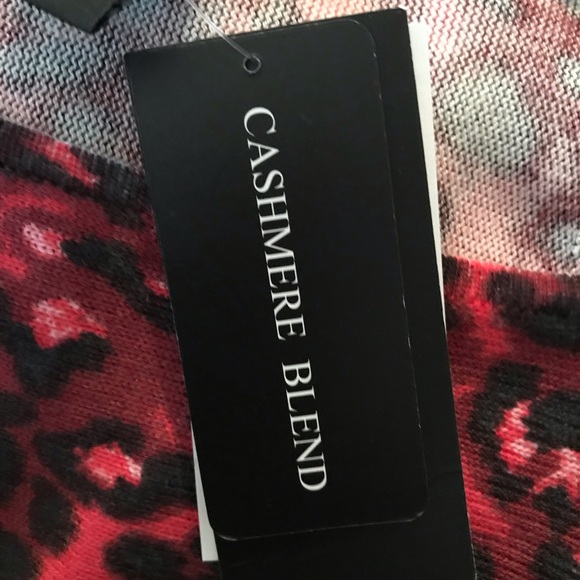 NWT Two Twenty Five -Red Leopard Cashmere Blend XXL - Picture 3 of 4